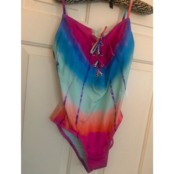 New Lucky Brand One Piece SZ Medium Swimsuit Colorful Pattern - Picture 1 of 10